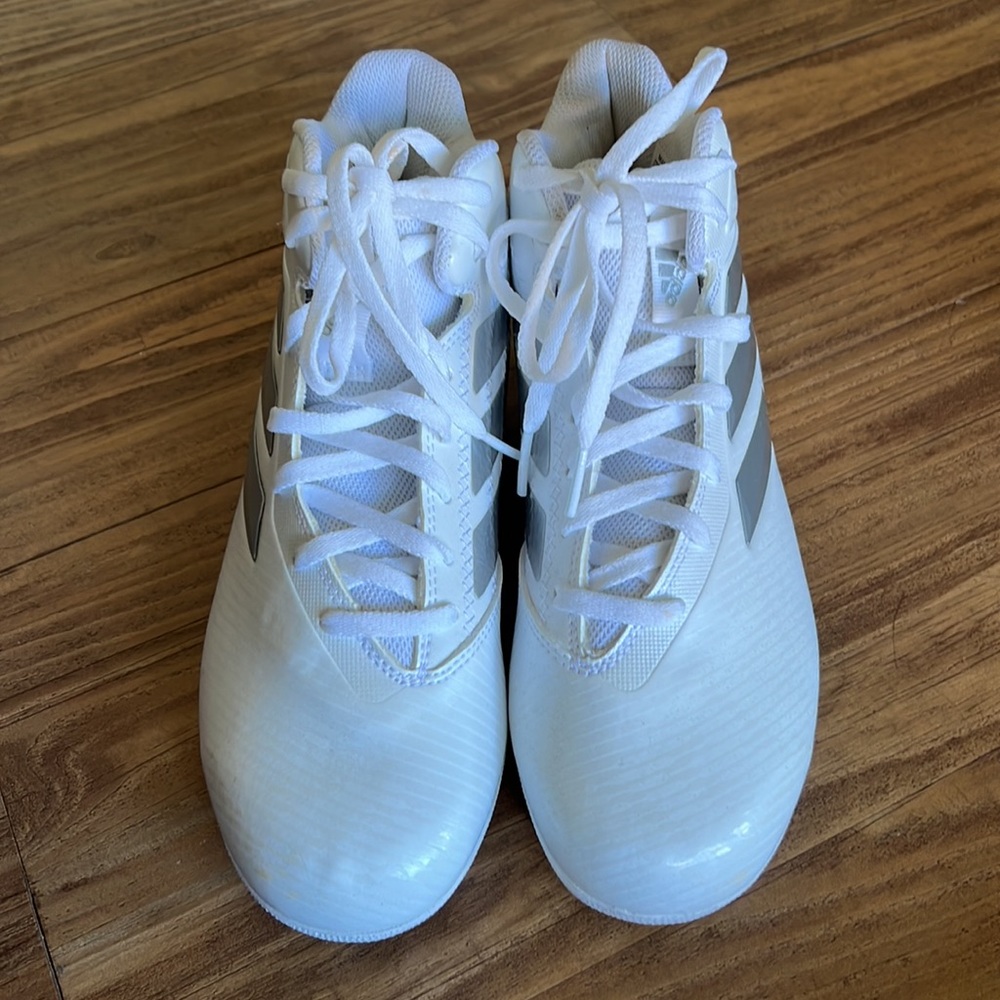 NWOT White Adidas Baseball or Football Cleats Youth size 4.5 - Picture 4 of 7